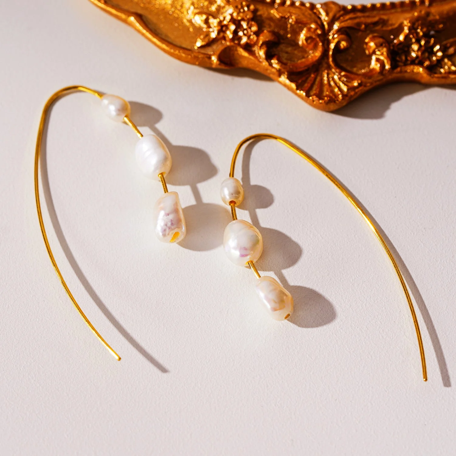 Style: LISANNE: Geometric Shaped Modernist Hoop Earring with a Trio of Fresh-Water Pearls - Image 8