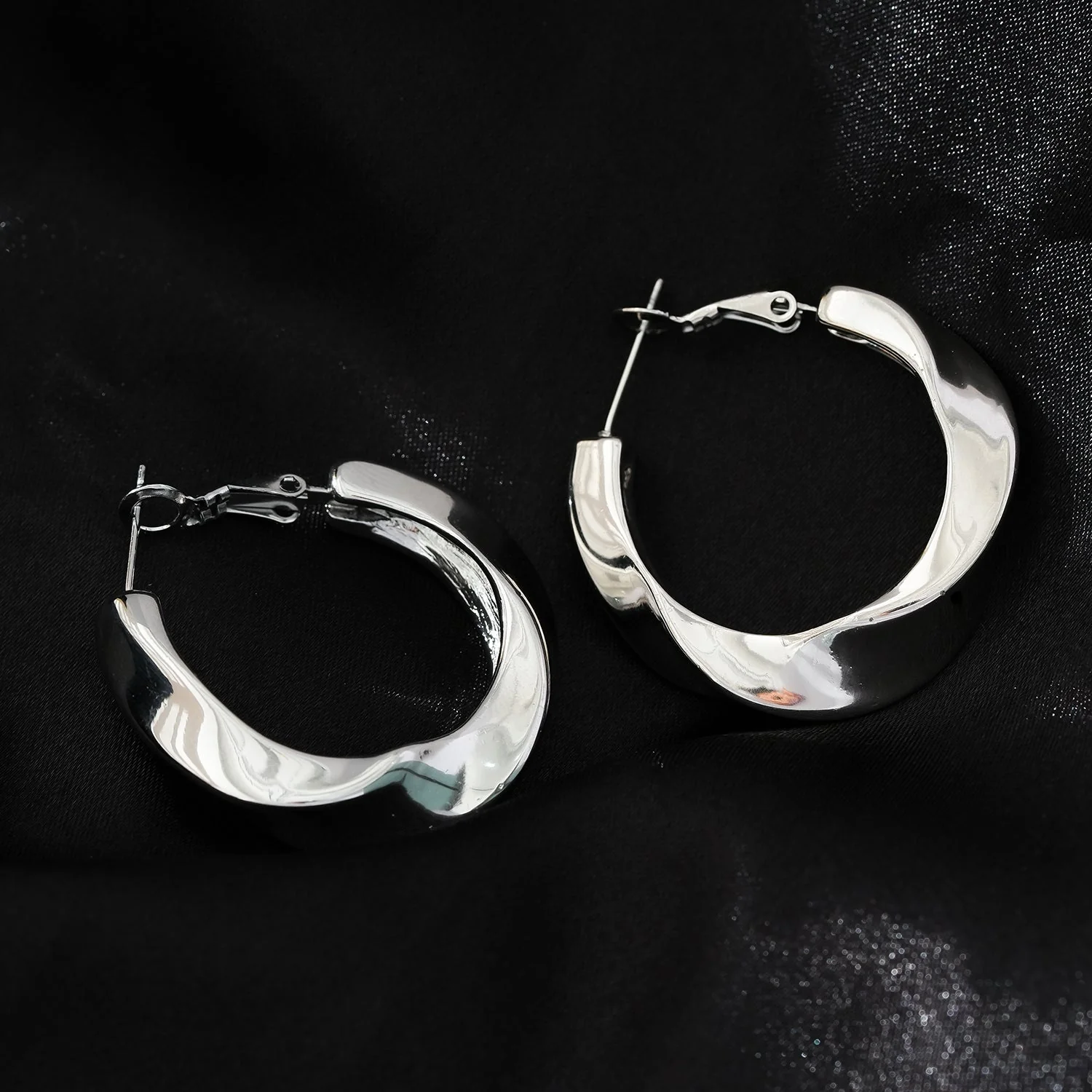 Style MARFA White Gold (Silver Toned): Sculptured Abstract Hoop Earrings - Image 3