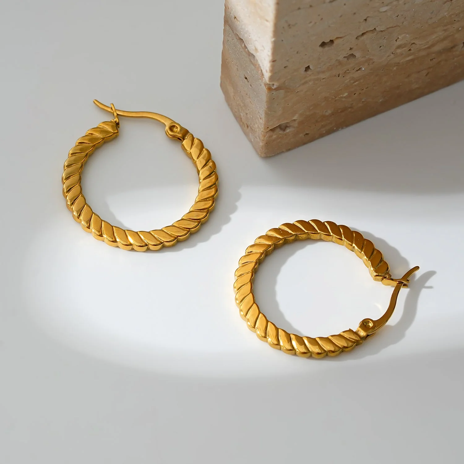 Style ORTANA: Sculptured Pattern Hoop Earrings - Image 5