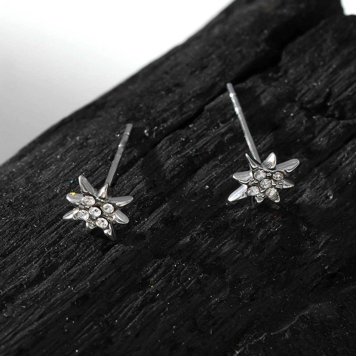 Style SARENBE Silver: 'Star Bright' Stud Earrings in Silver - Image 2