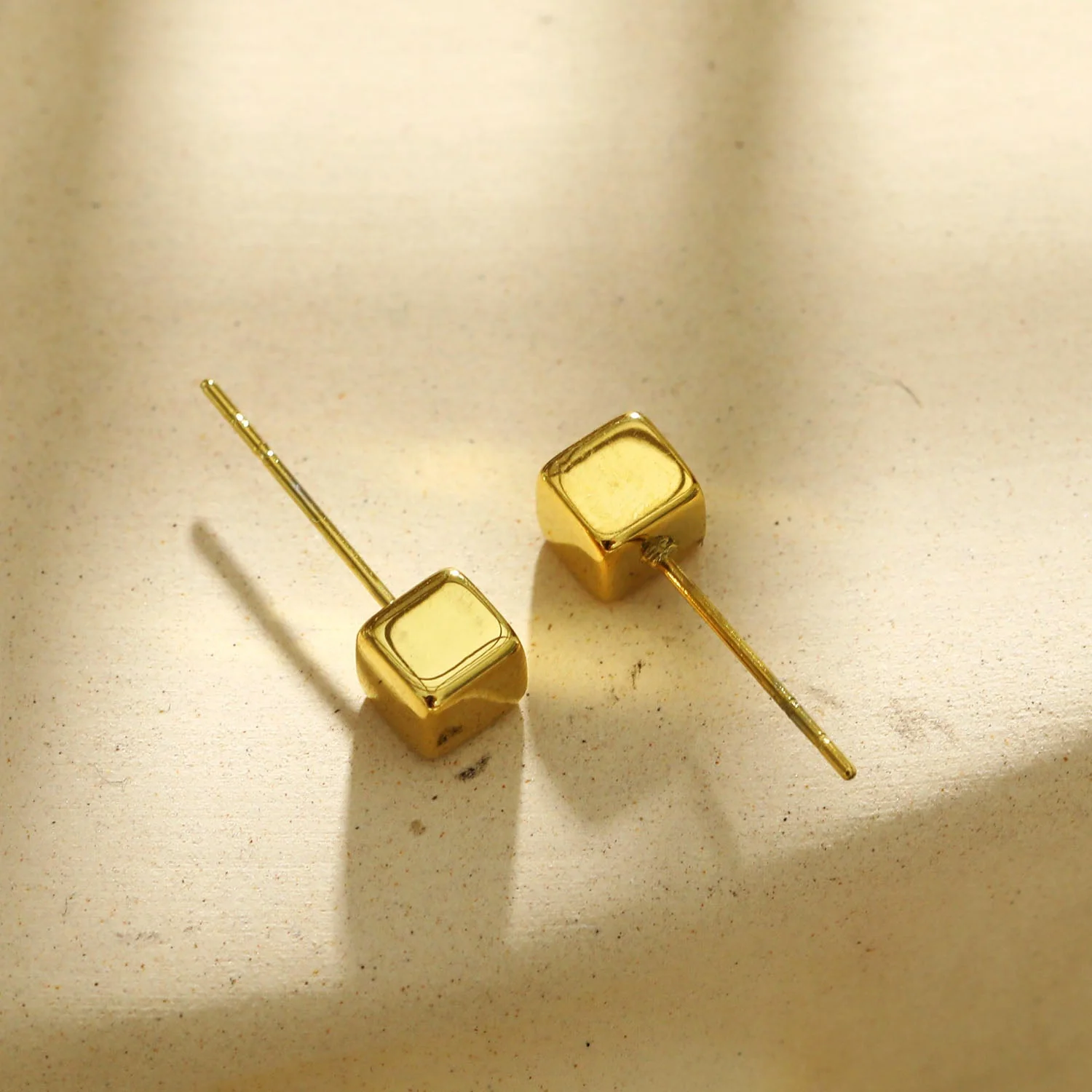 Style SYNNE: Square Bead Minimalist Stud Earrings in Gold & Silver - Image 11