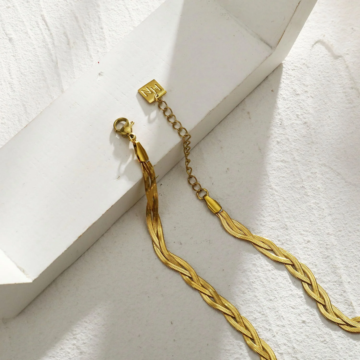 TARA Gold: Intertwined Herringbone Snake Skin Textured Necklace. - Image 8