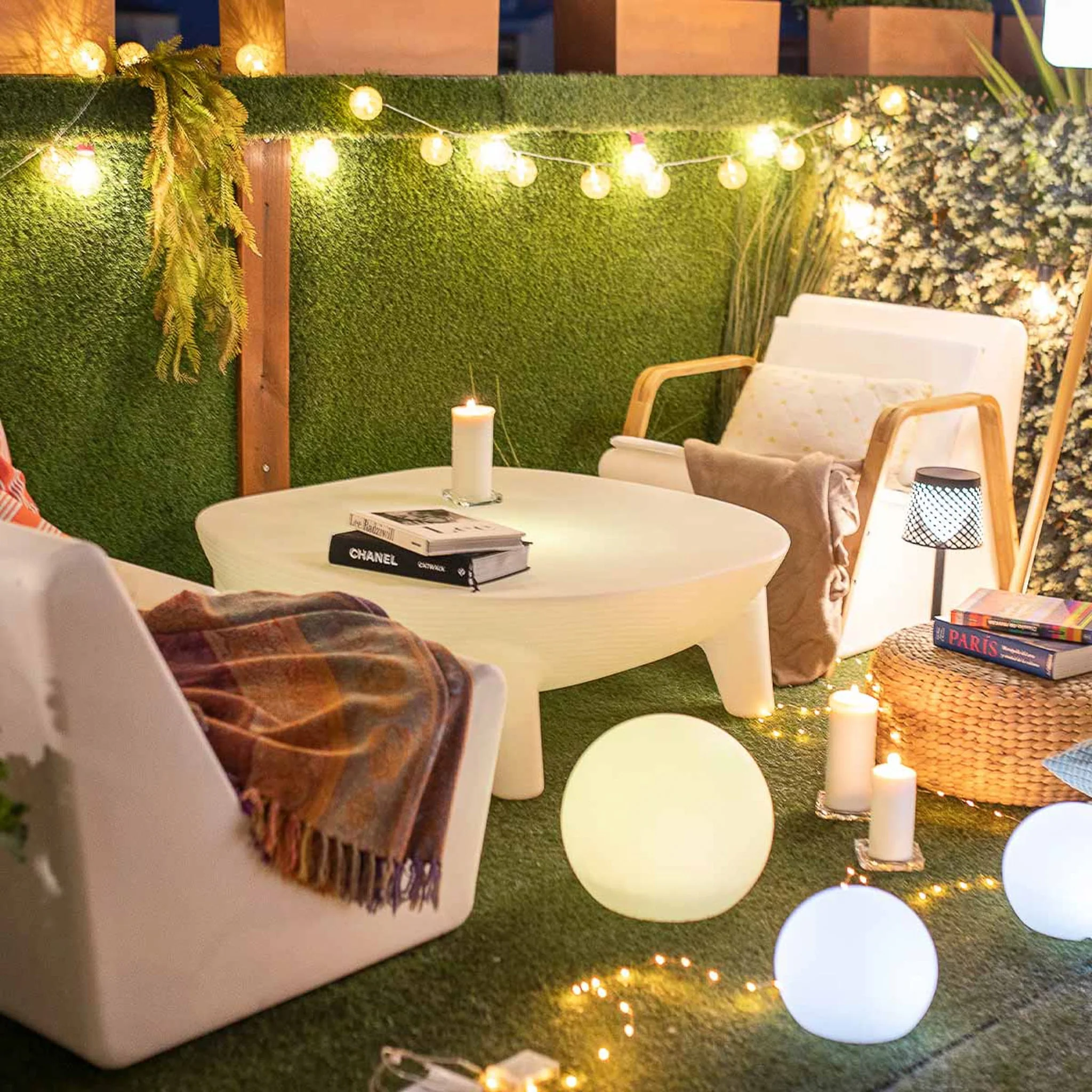 Tarida Sit<br> Indoor & Outdoor Chair - Image 3