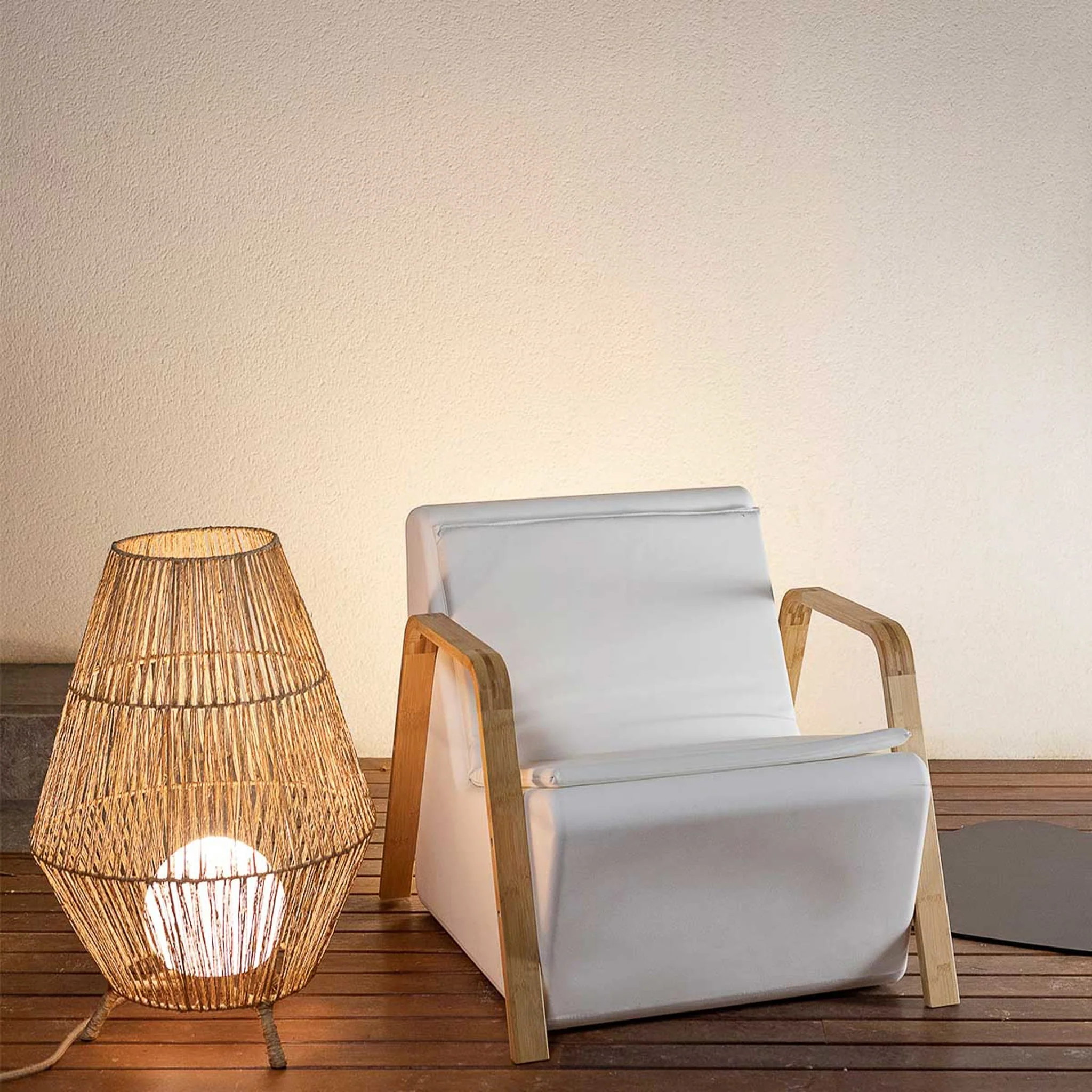 Tarida Sit<br> Indoor & Outdoor Chair - Image 4