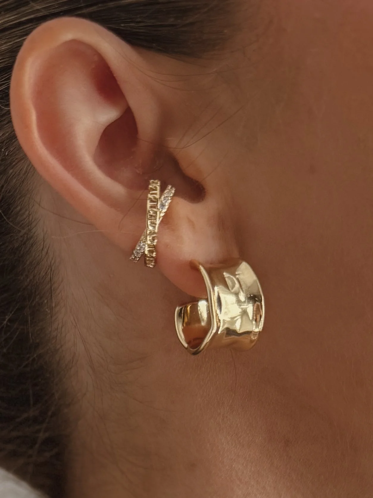 The Elizabeth CZ Ear Cuff - Image 3