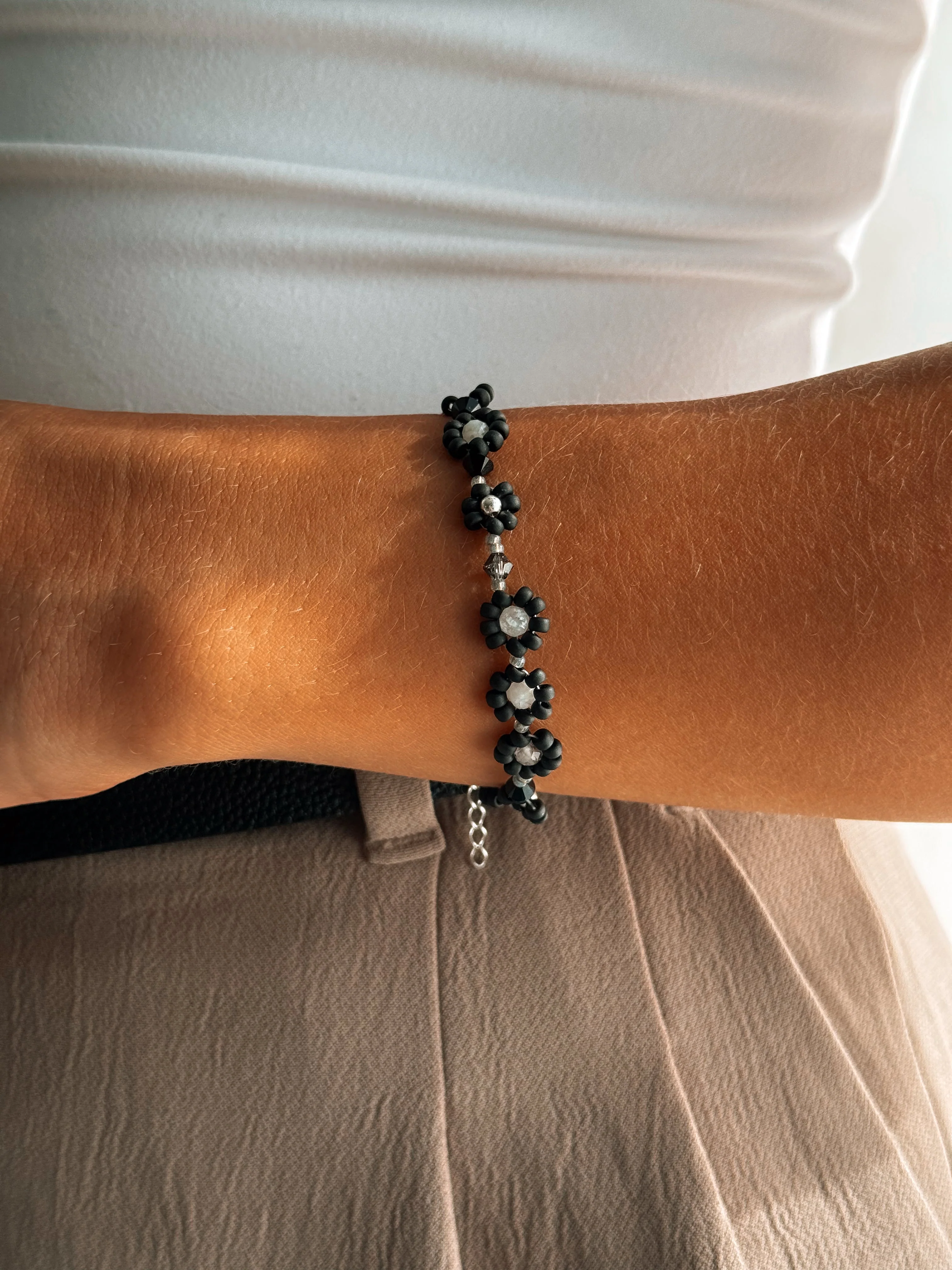 The Luna Daisy Bracelet - Image 4