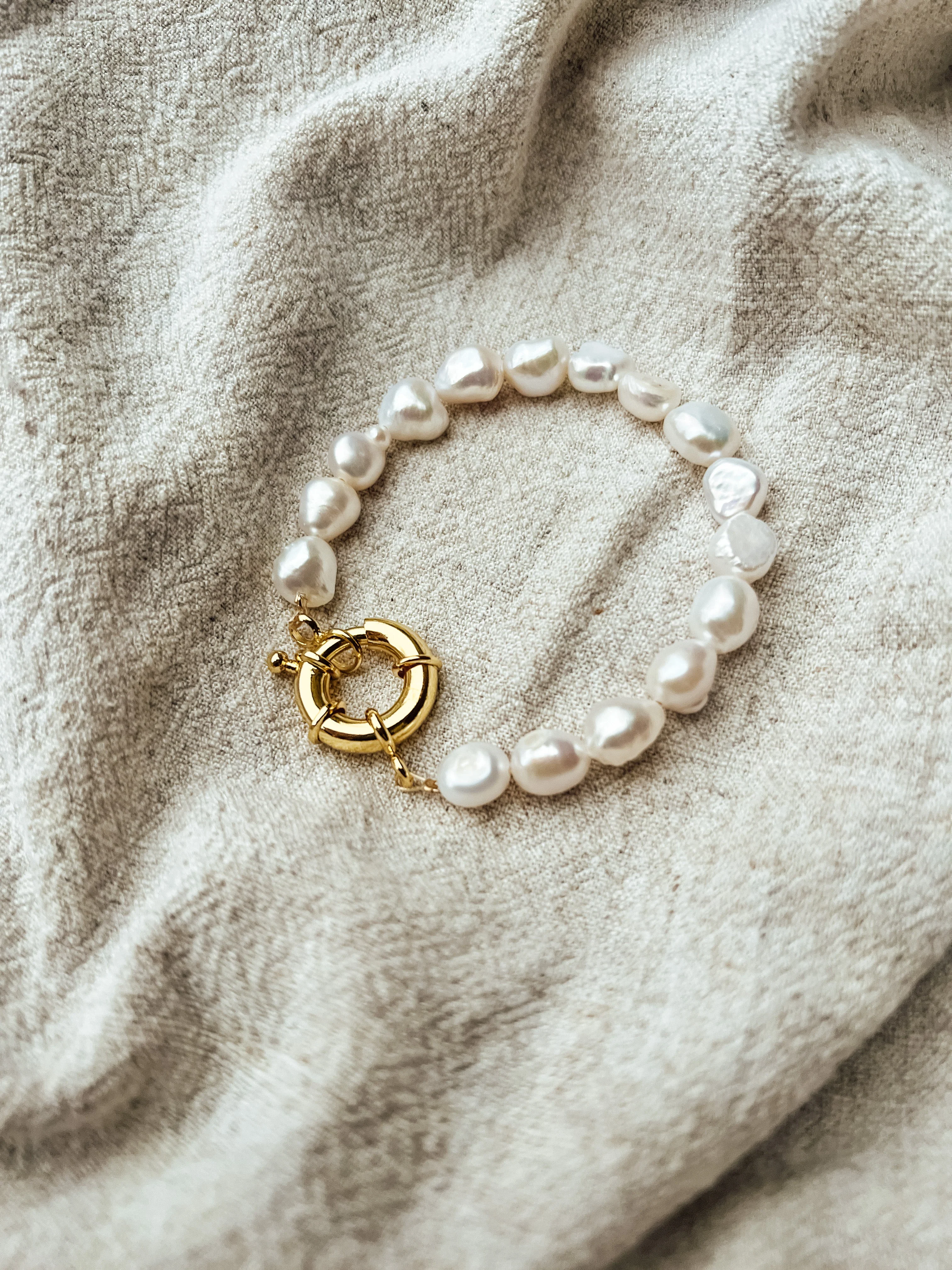The Malia Pearl Bracelet - Image 5