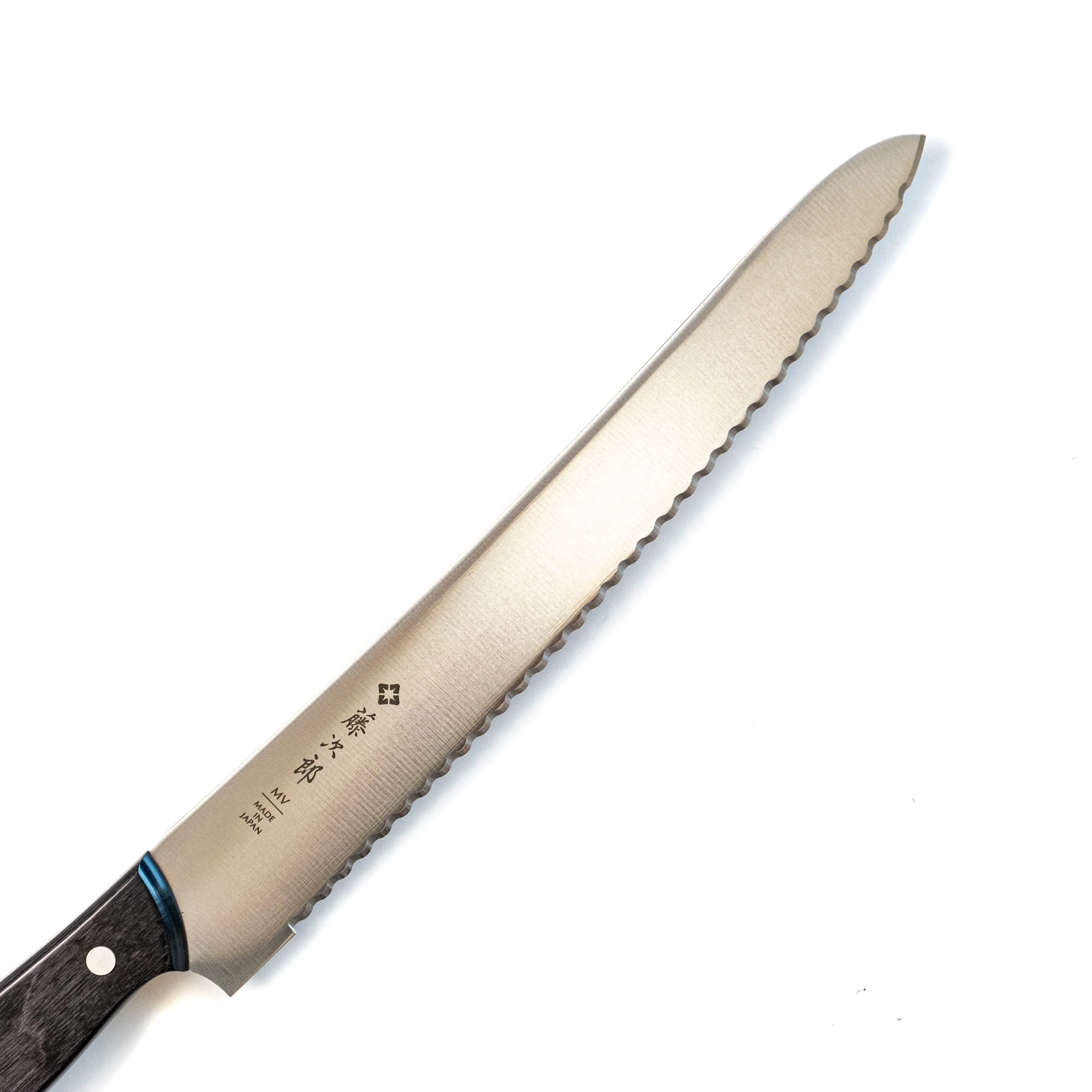 Tojiro Bread Knife 270 mm - Image 3