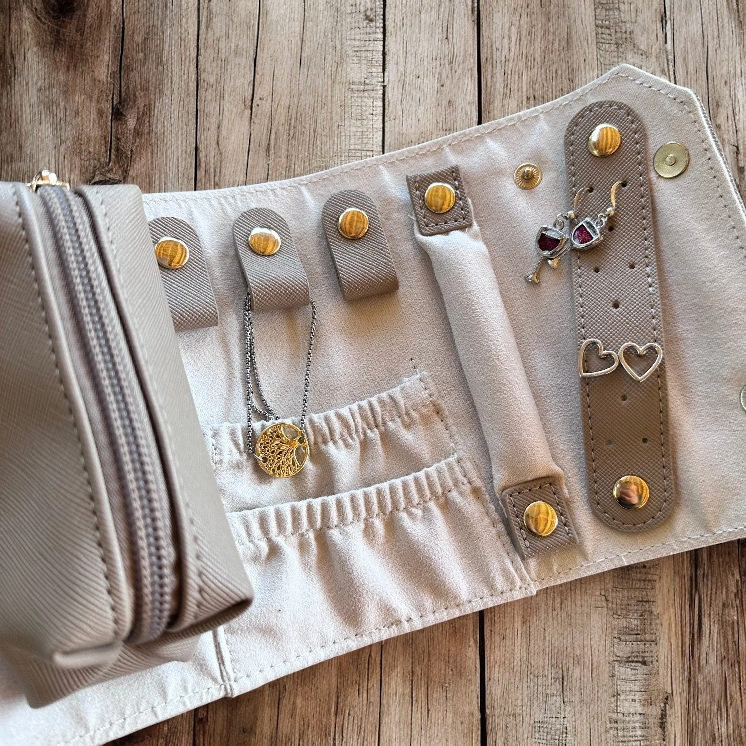Travel Roll Jewellery Case - Image 5