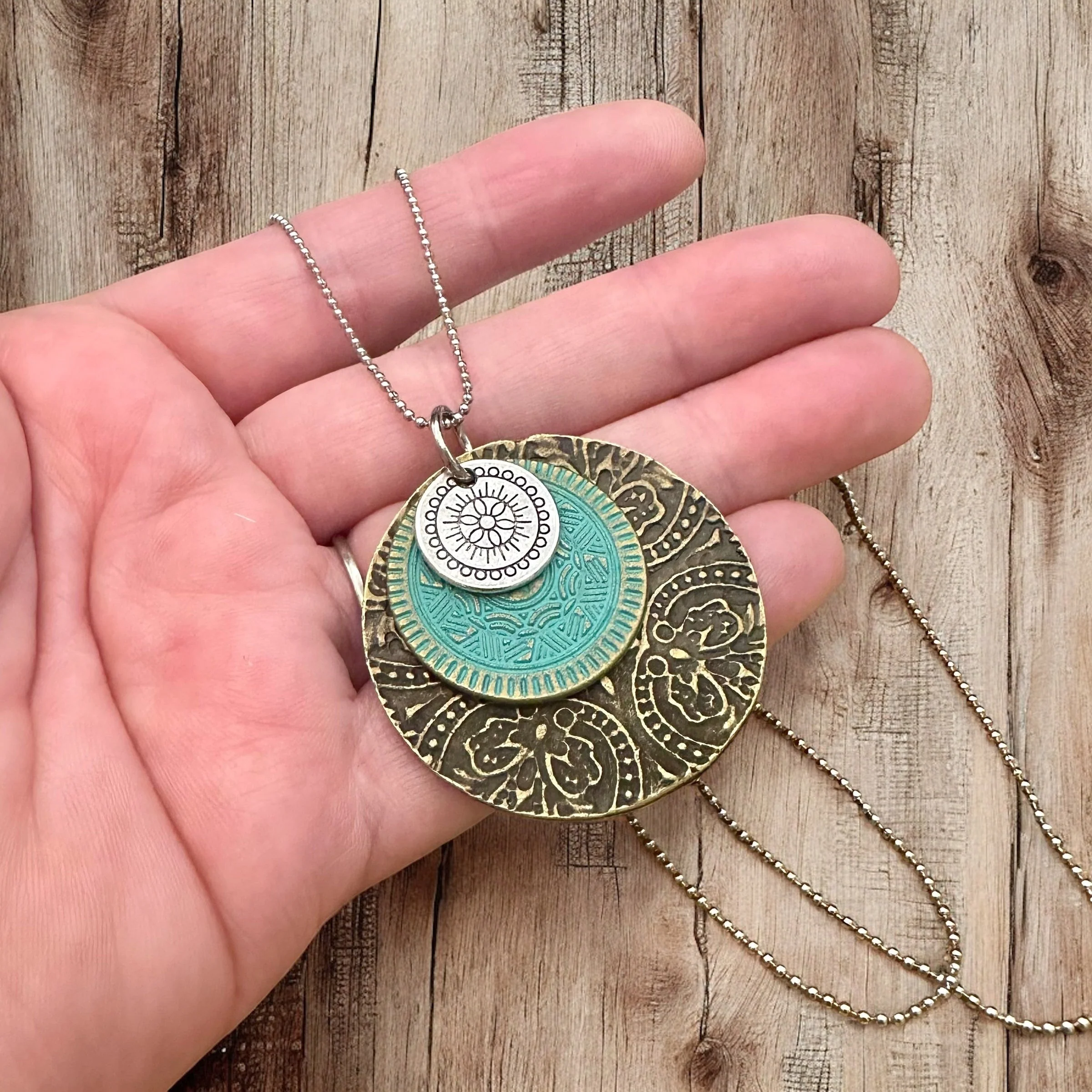 Triple Medallion Pendant Necklace - Image 3