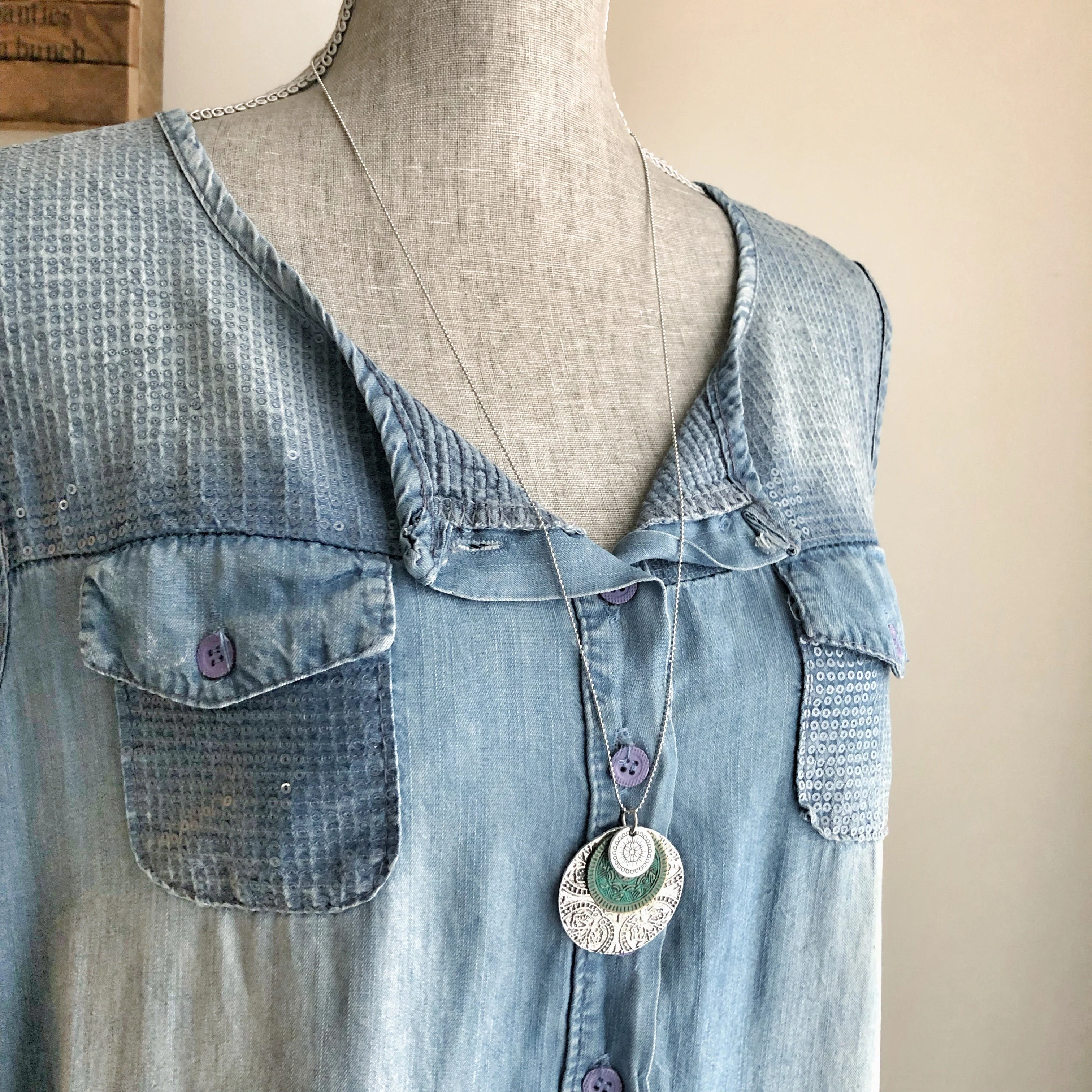 Triple Medallion Pendant Necklace - Image 5