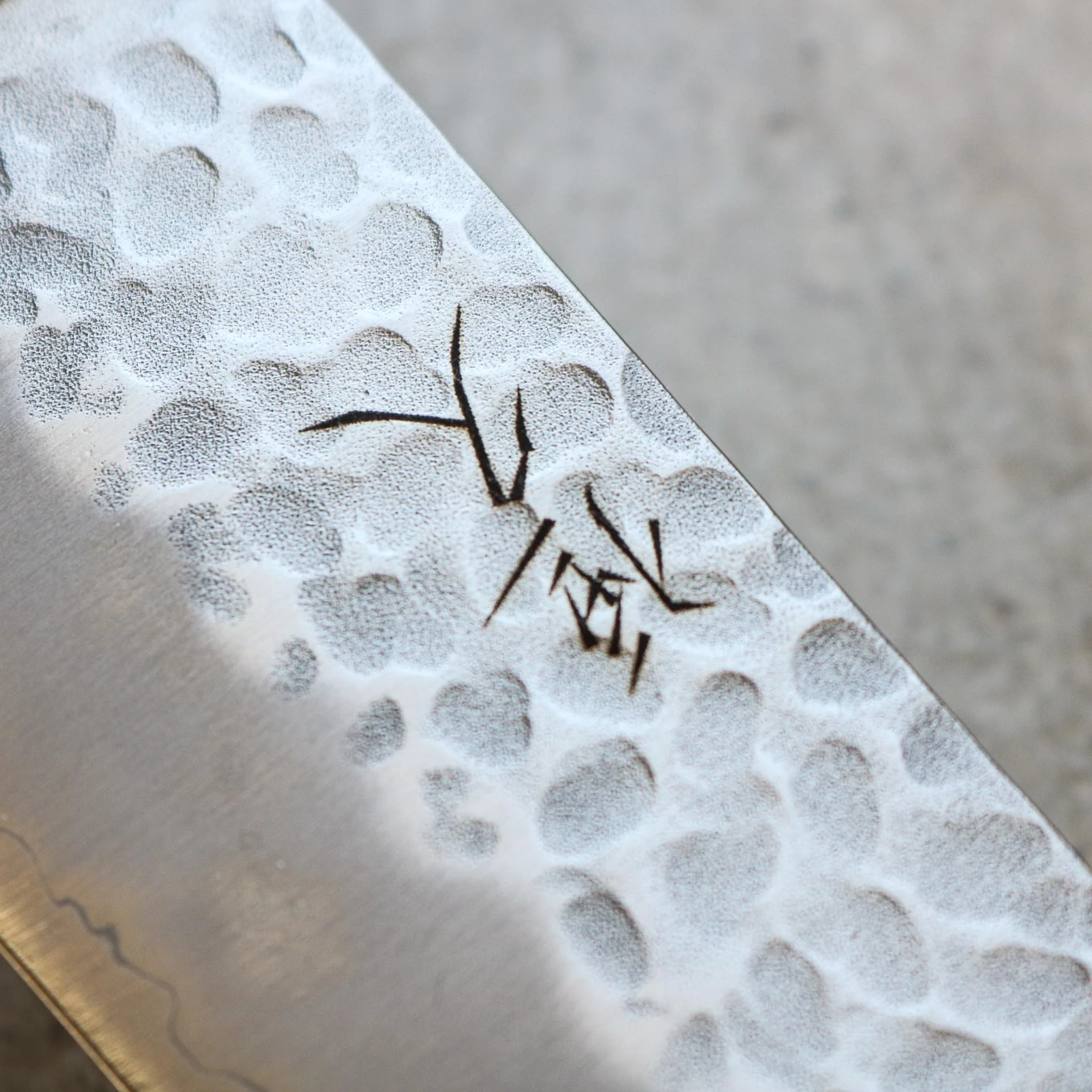 Tsunehisa Tsuchime Santoku 180 mm (Brown Handle) - Image 7