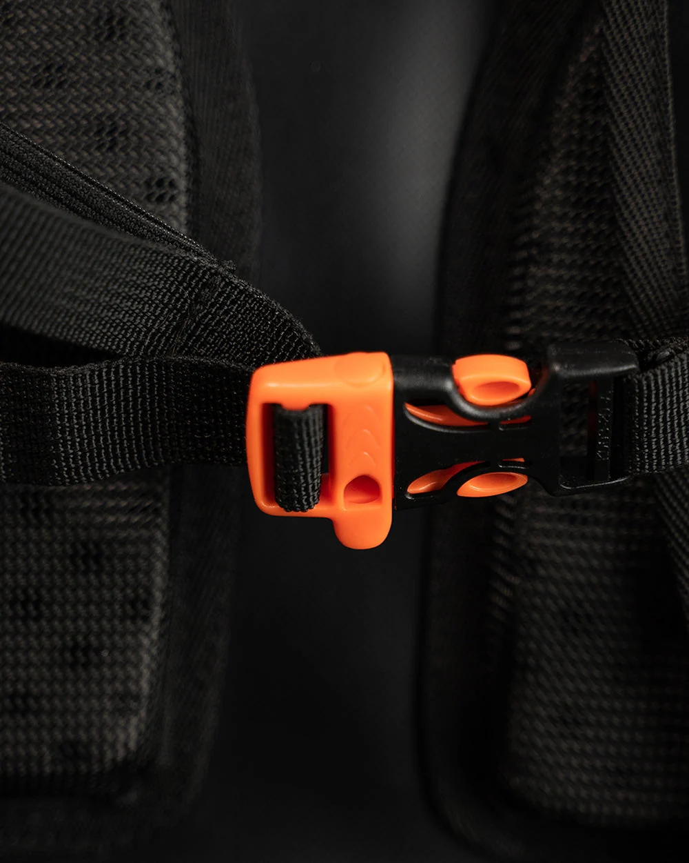 TuziGazi 35L Waterproof Backpack - Image 7