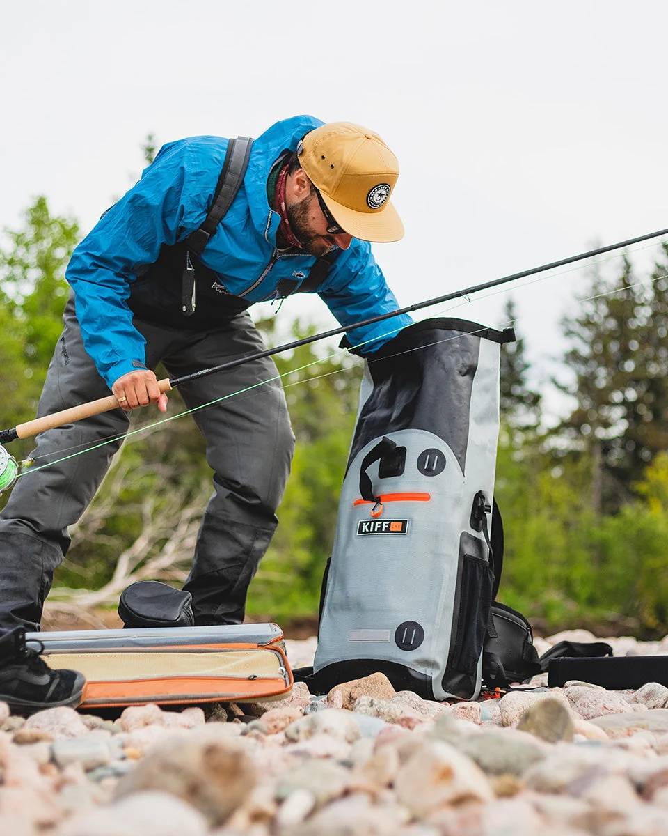 TuziGazi 35L Waterproof Backpack - Image 9