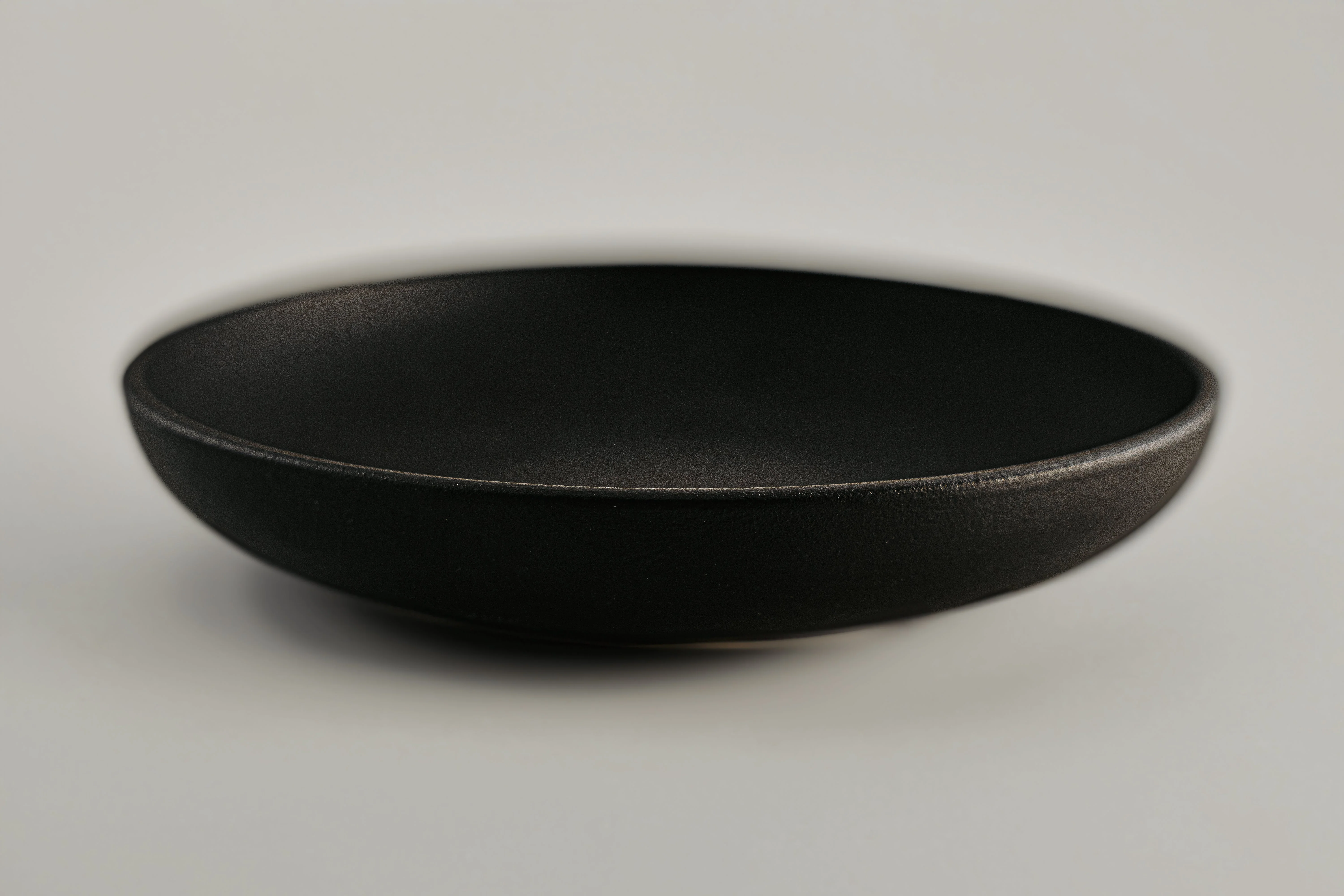 Vaisselles en grès (noir mat) - Image 3
