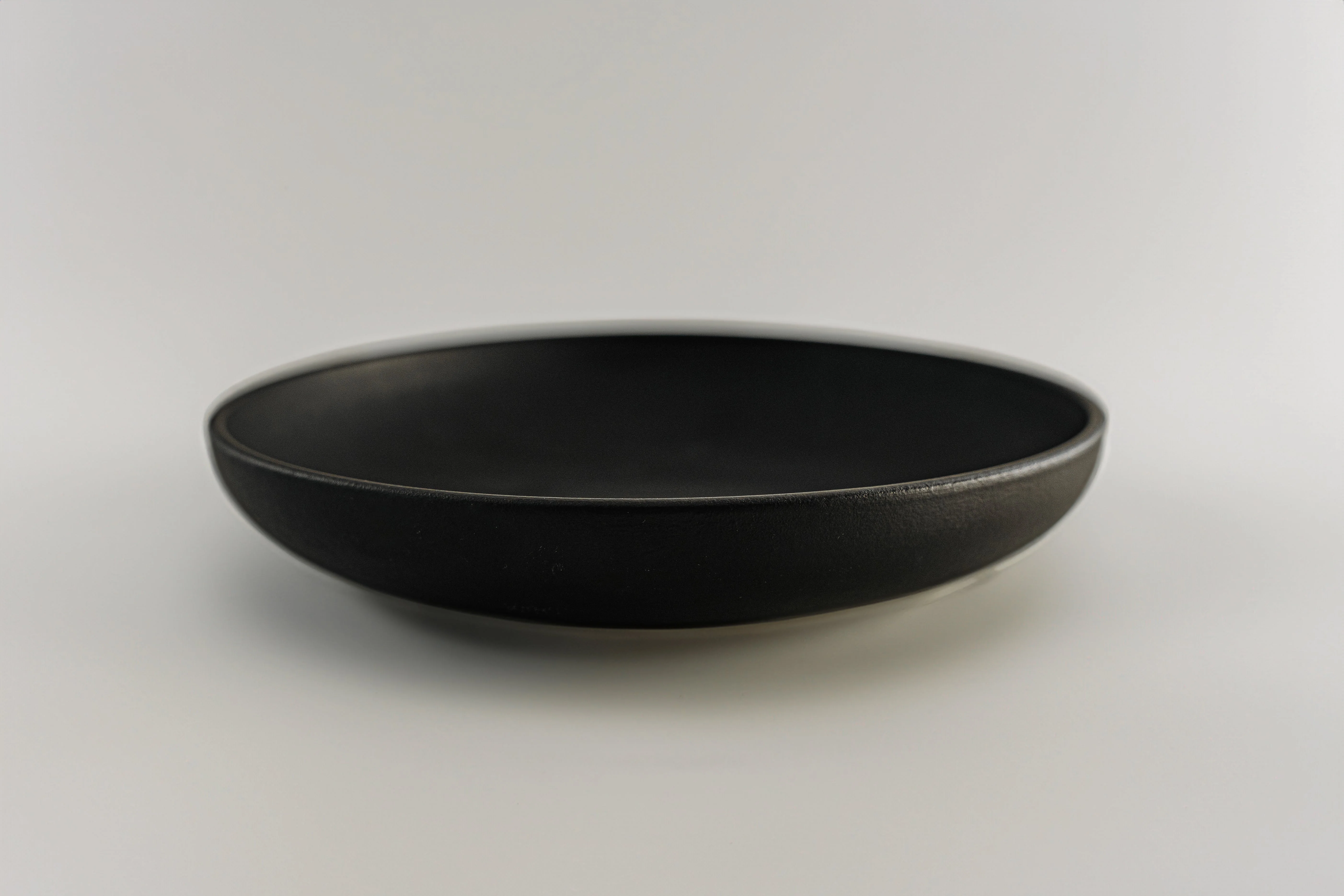 Vaisselles en grès (noir mat) - Image 4