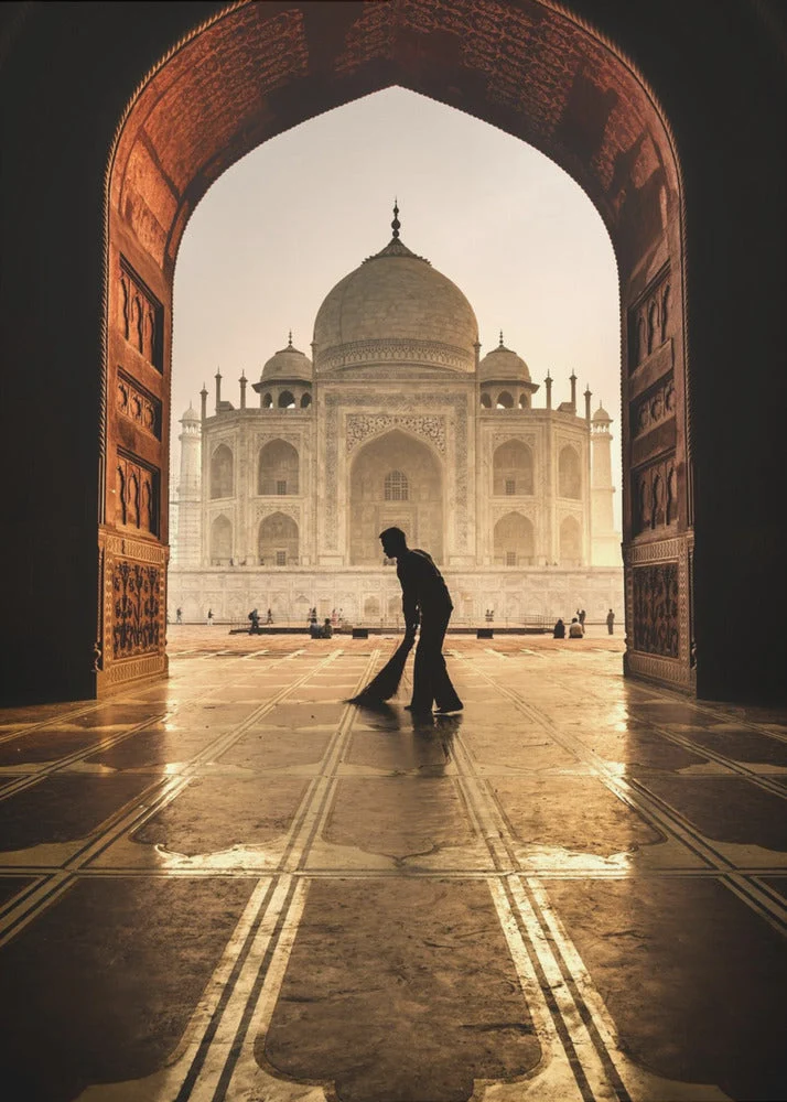 Wall art Taj Mahal cleaner - Image 2