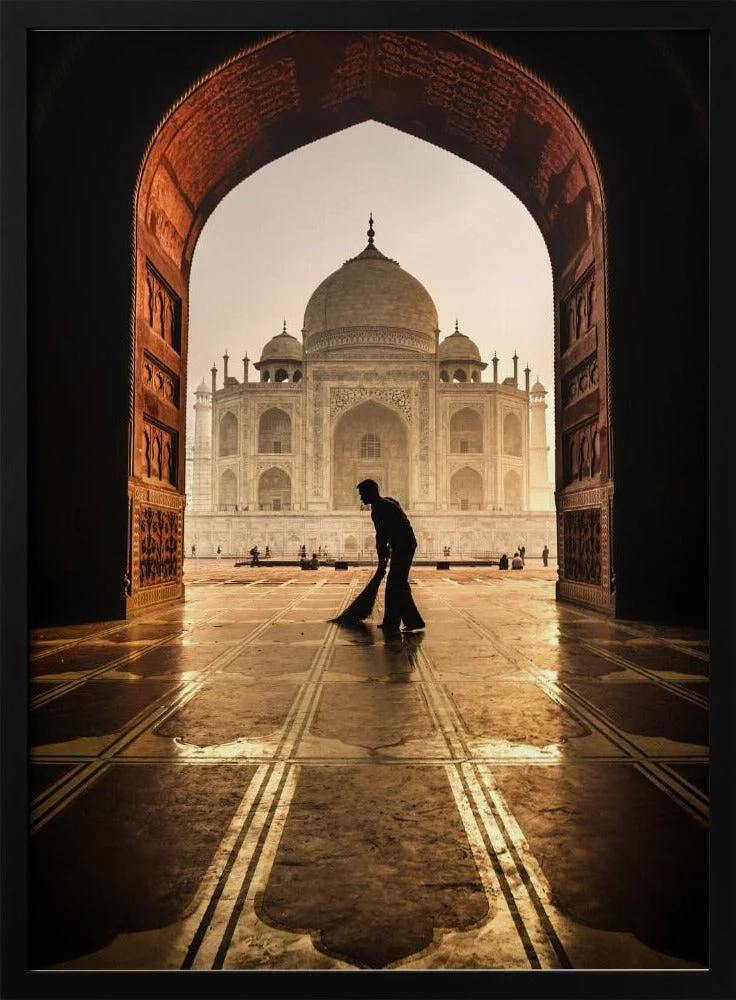 Wall art Taj Mahal cleaner - Image 3