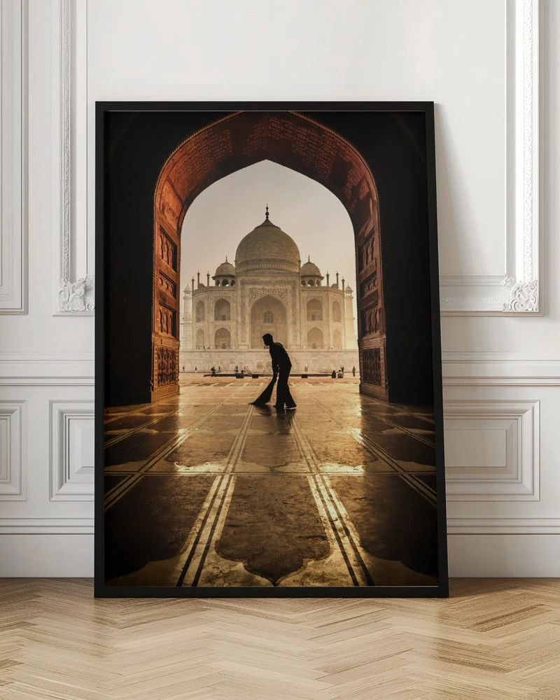 Wall art Taj Mahal cleaner - Image 4