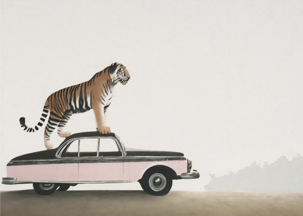 Wall art Tiger on a car roof - Image 4