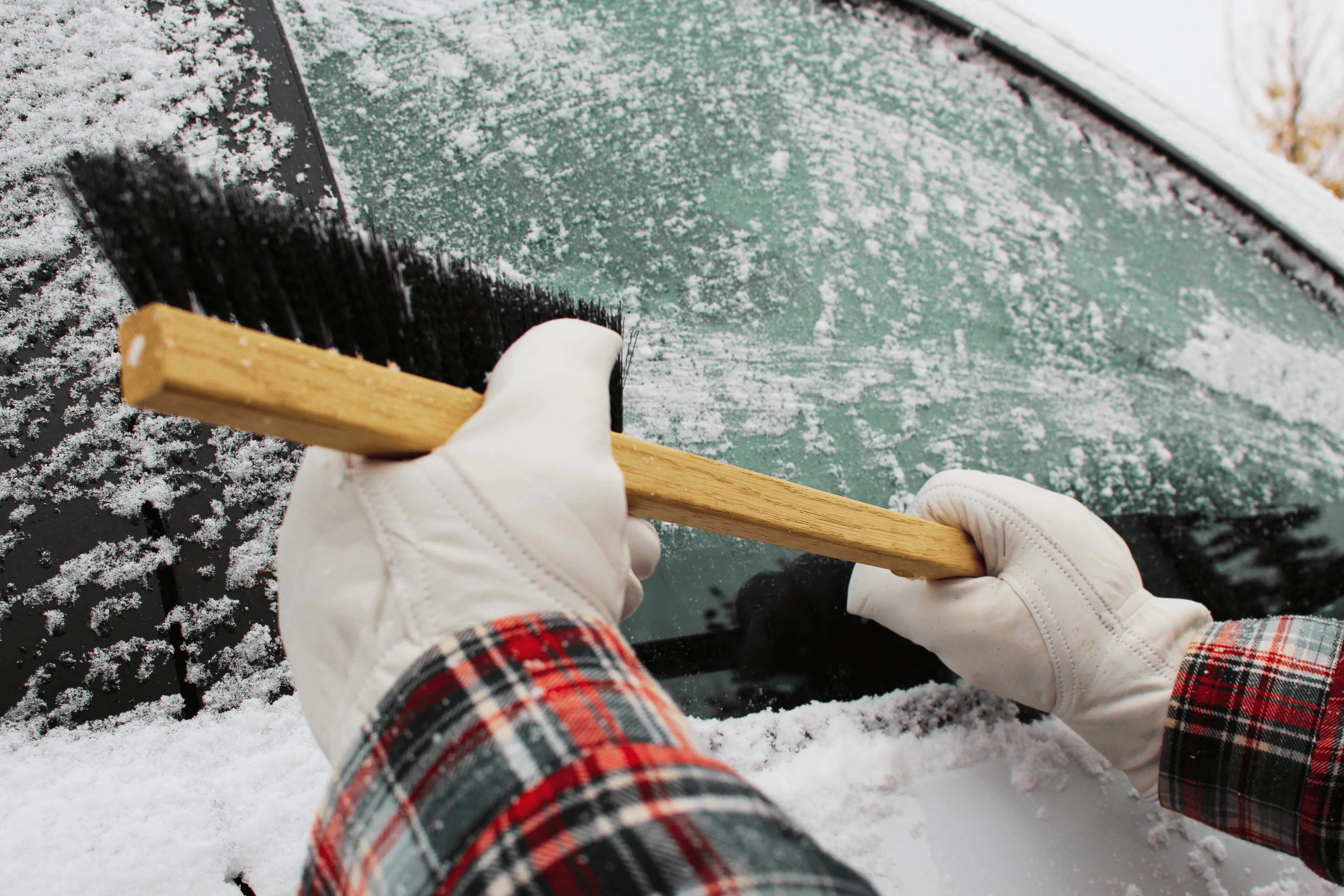 White Drivers Winter Lined - Image 3