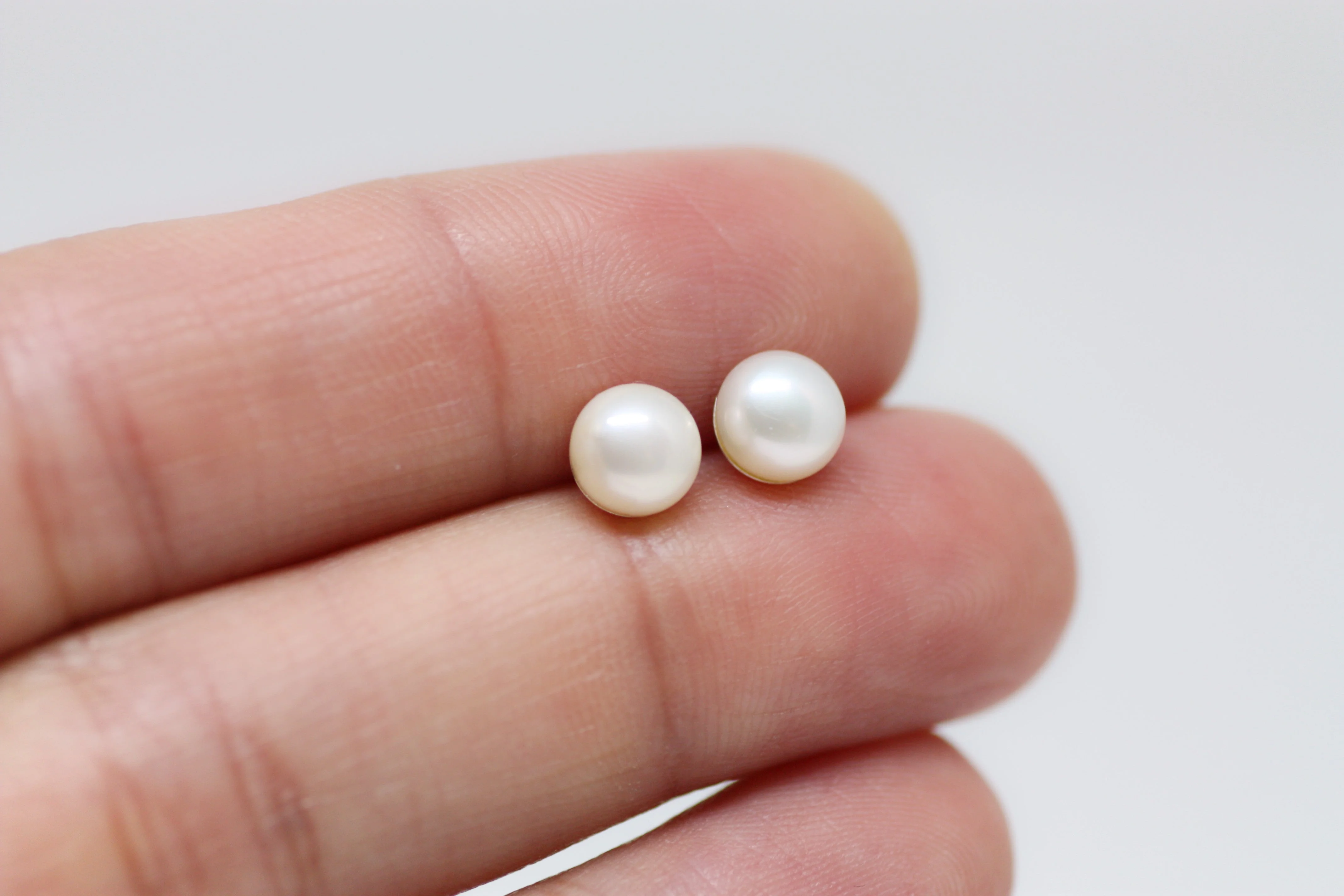 White Pearl Stud Earrings 5.5-6mm - Image 4
