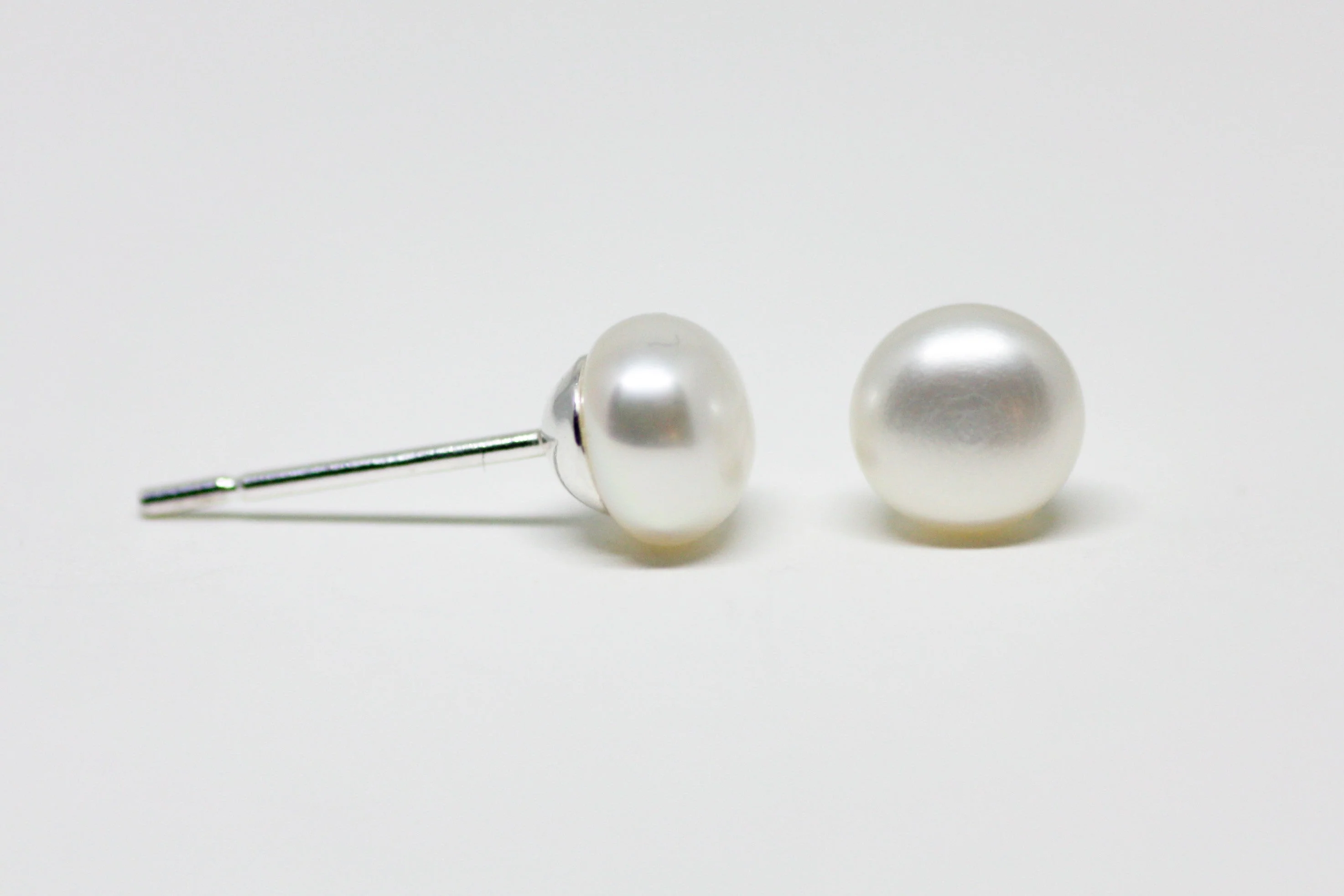 White Pearl Stud Earrings 5mm - Image 3