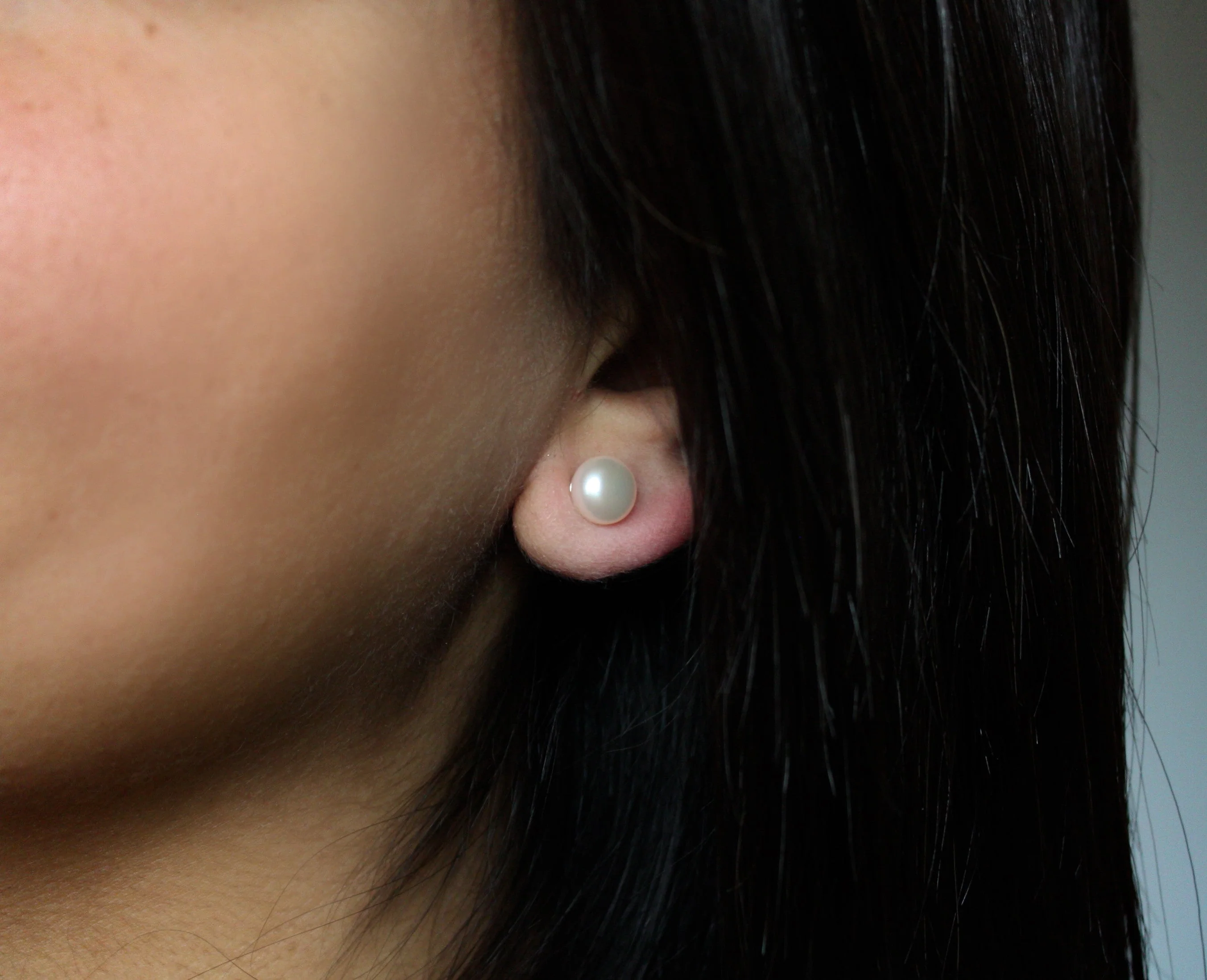 White Pearl Stud Earrings 6.5-7mm - Image 3