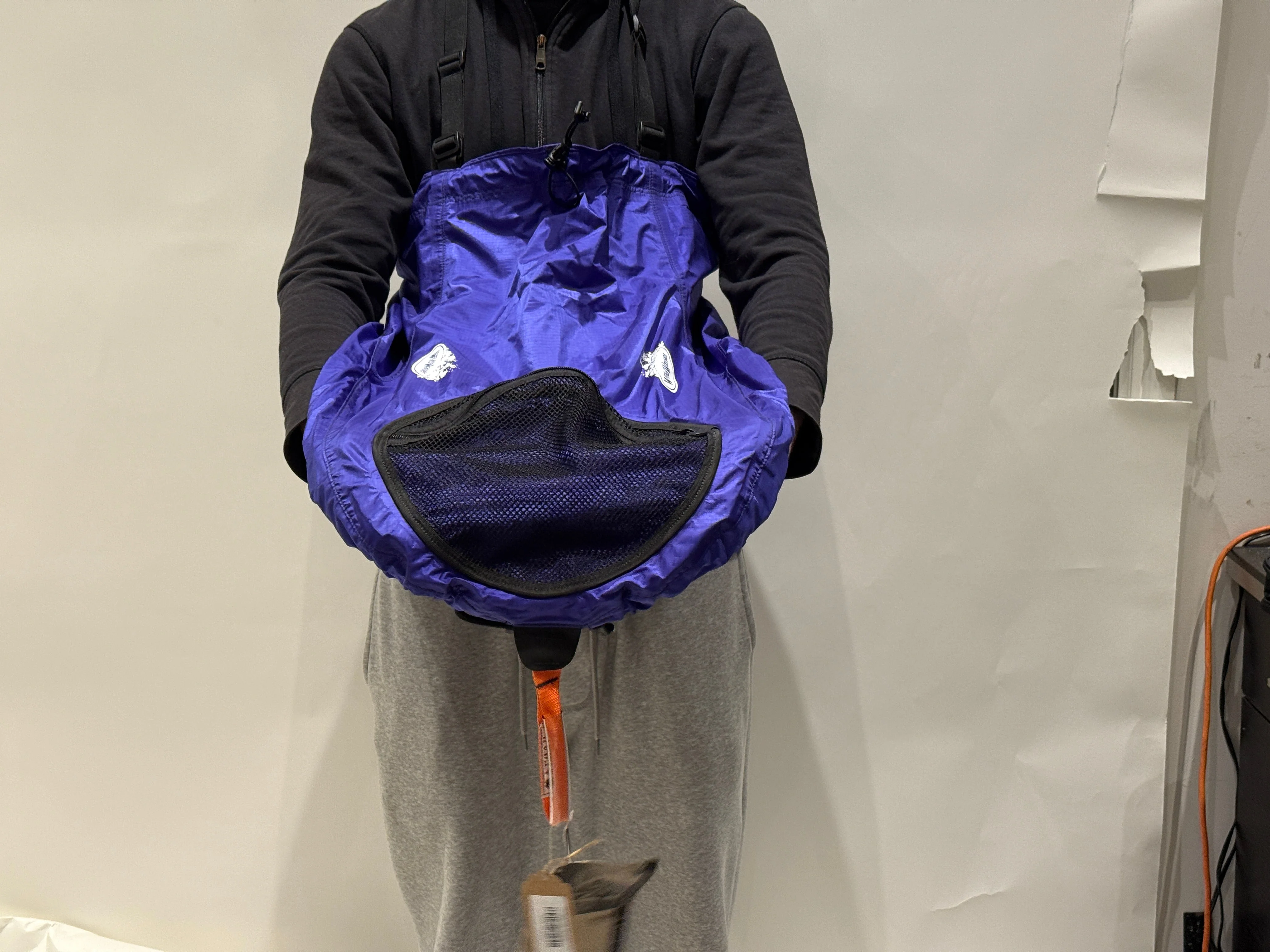WildWasser Universal Kayak Spray Skirt with Adjustable Tunnel Fit - Image 11
