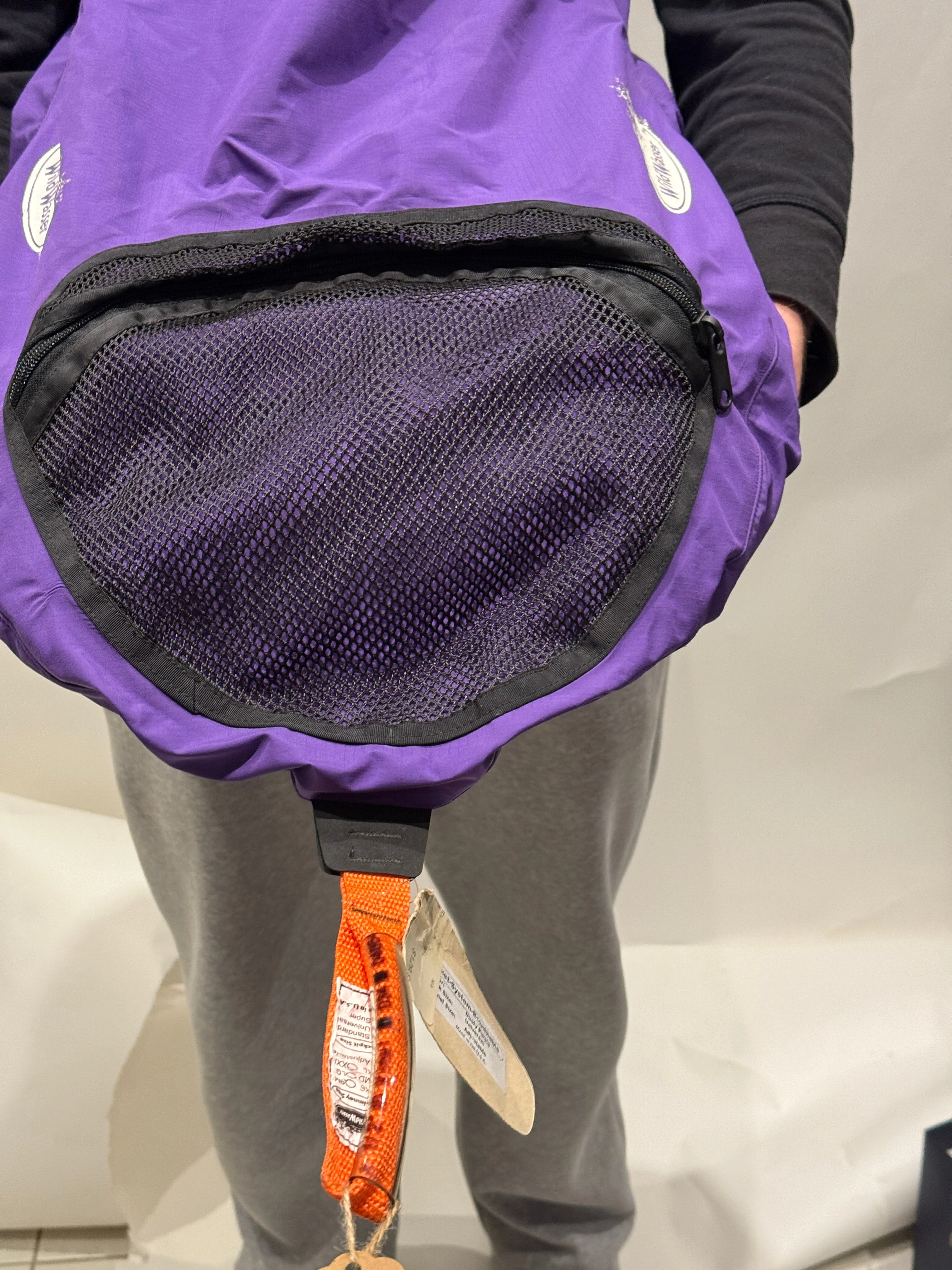 WildWasser Universal Kayak Spray Skirt with Adjustable Tunnel Fit - Image 5