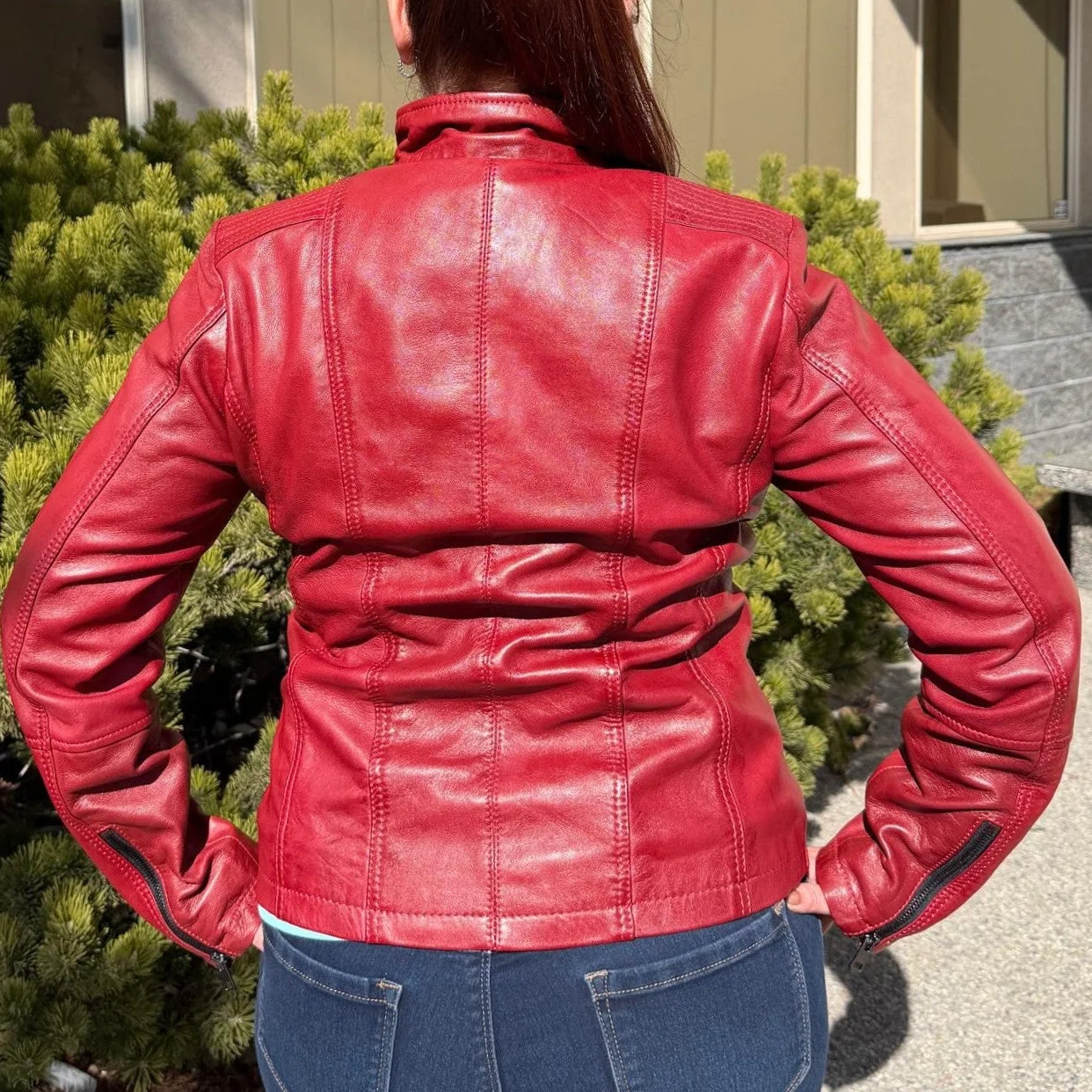 Women's Classic Sheep Leather Jacket. Standing Collar with Studs, 4 Zippered Pockets & Shoulder Accent Stitching - Image 10