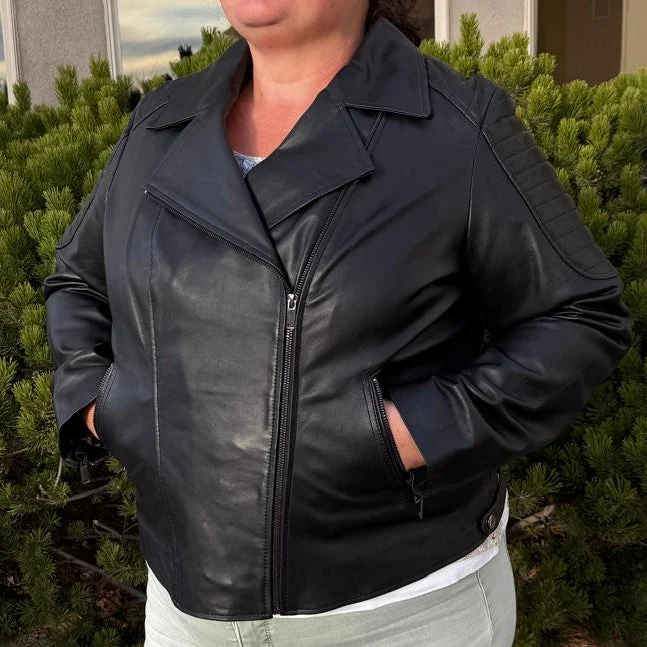 Women's Lamb Leather Biker Jacket with Quilted Ribbed Shoulders - Image 3