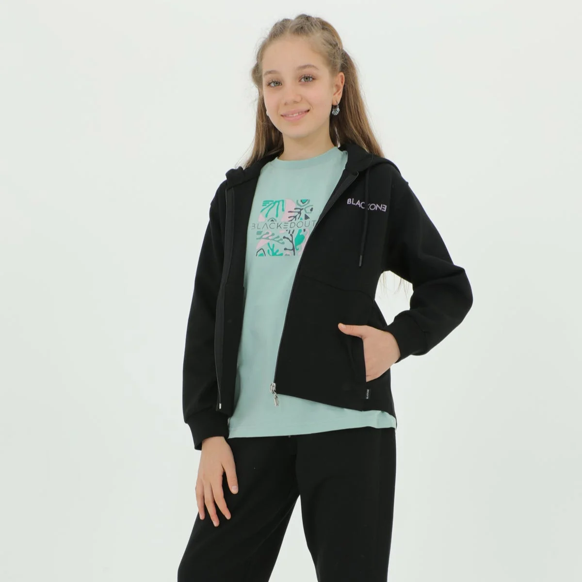 Zip-Up Hoodie Girls Jogger Set - Image 5